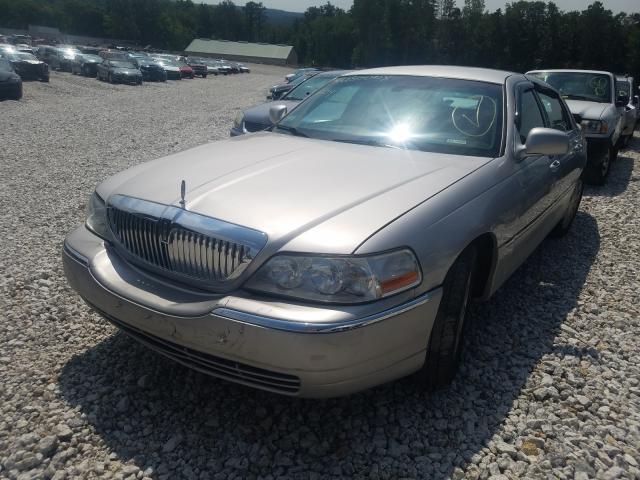 Photo 1 VIN: 2LNBL8CV6BX753134 - LINCOLN TOWN CAR S 