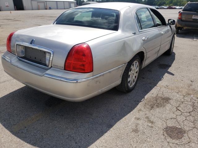 Photo 3 VIN: 2LNBL8CV6BX754350 - LINCOLN TOWN CAR S 