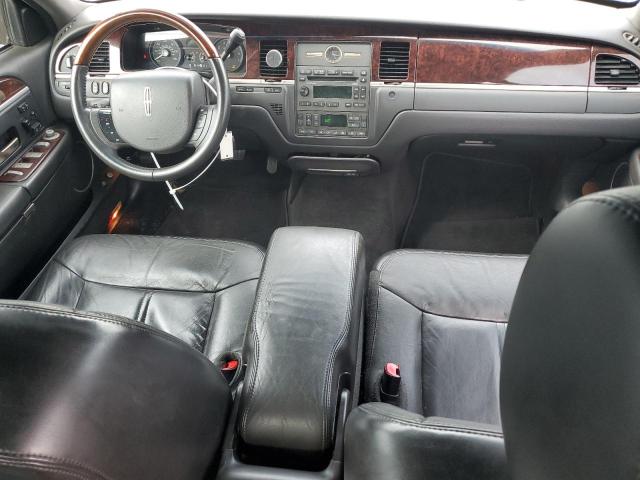 Photo 7 VIN: 2LNBL8CV6BX754462 - LINCOLN TOWN CAR S 