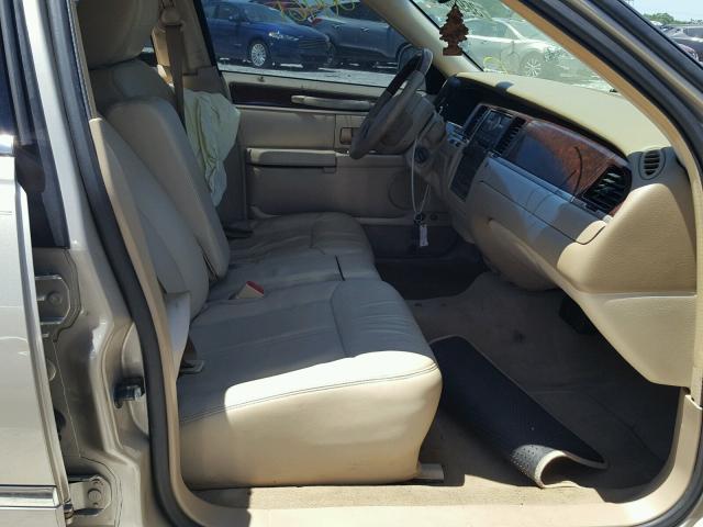 Photo 4 VIN: 2LNBL8CV6BX756261 - LINCOLN TOWN CAR S 