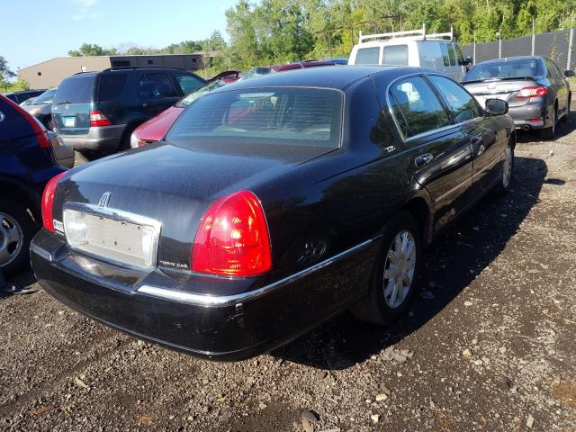 Photo 3 VIN: 2LNBL8CV6BX757622 - LINCOLN TOWN CAR S 