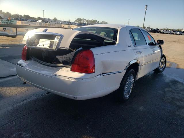 Photo 3 VIN: 2LNBL8CV7AX602625 - LINCOLN TOWN CAR S 