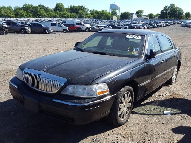 Photo 1 VIN: 2LNBL8CV7AX615651 - LINCOLN TOWN CAR S 