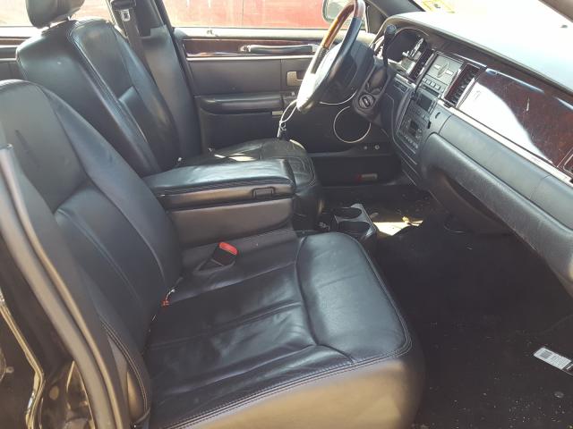 Photo 4 VIN: 2LNBL8CV7AX615651 - LINCOLN TOWN CAR S 