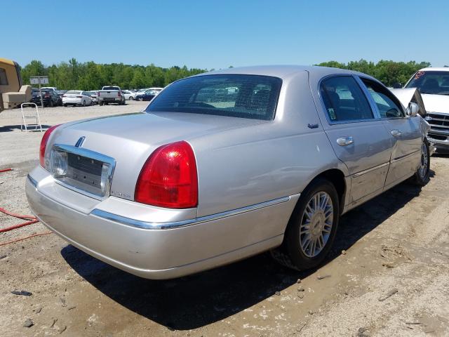 Photo 3 VIN: 2LNBL8CV7AX618727 - LINCOLN TOWN CAR S 