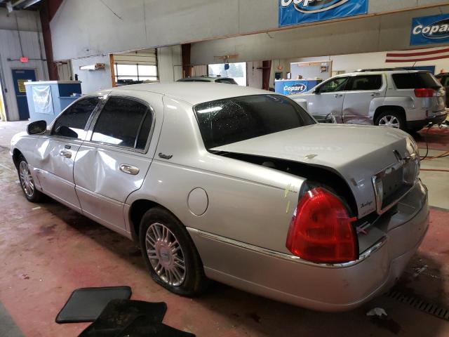 Photo 1 VIN: 2LNBL8CV7AX623409 - LINCOLN TOWN CAR S 