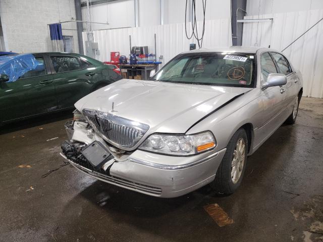 Photo 1 VIN: 2LNBL8CV7AX752573 - LINCOLN TOWN CAR S 