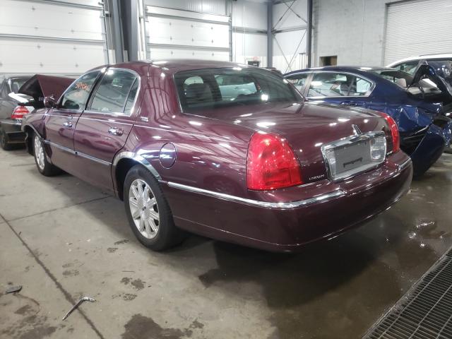 Photo 2 VIN: 2LNBL8CV7BX750842 - LINCOLN TOWN CAR S 