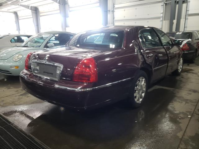 Photo 3 VIN: 2LNBL8CV7BX750842 - LINCOLN TOWN CAR S 