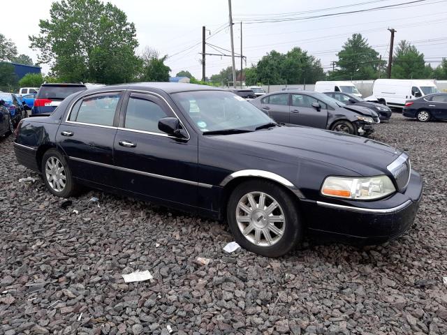 Photo 3 VIN: 2LNBL8CV7BX753305 - LINCOLN TOWN CAR 