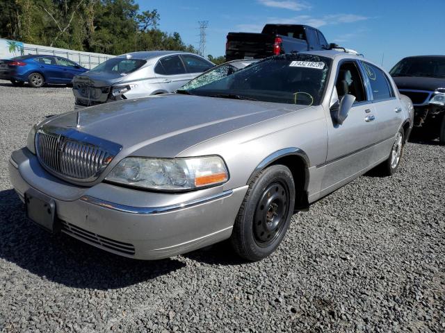 Photo 0 VIN: 2LNBL8CV8AX614461 - LINCOLN TOWNCAR 