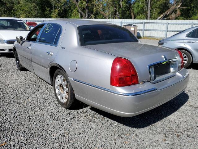 Photo 1 VIN: 2LNBL8CV8AX614461 - LINCOLN TOWNCAR 