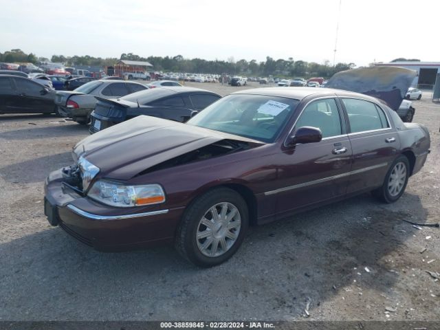 Photo 1 VIN: 2LNBL8CV8AX629297 - LINCOLN TOWN CAR 