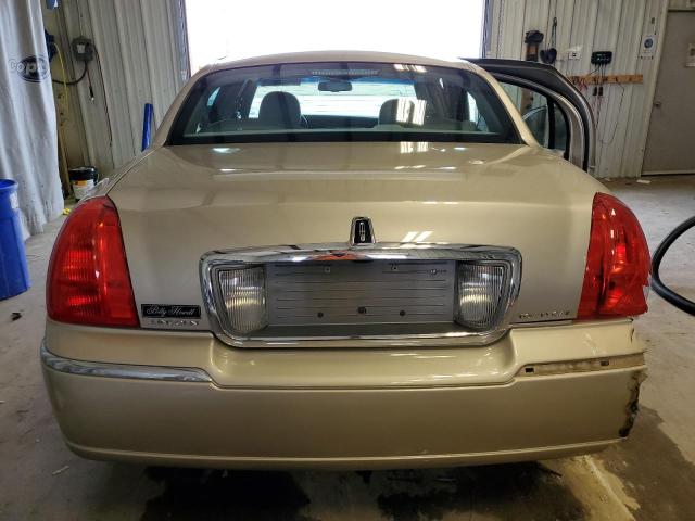 Photo 5 VIN: 2LNBL8CV8AX631616 - LINCOLN TOWN CAR S 