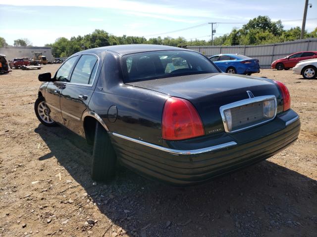 Photo 2 VIN: 2LNBL8CV8BX751482 - LINCOLN TOWN CAR S 