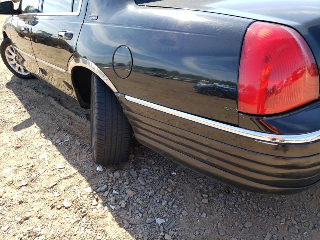 Photo 8 VIN: 2LNBL8CV8BX751482 - LINCOLN TOWN CAR S 