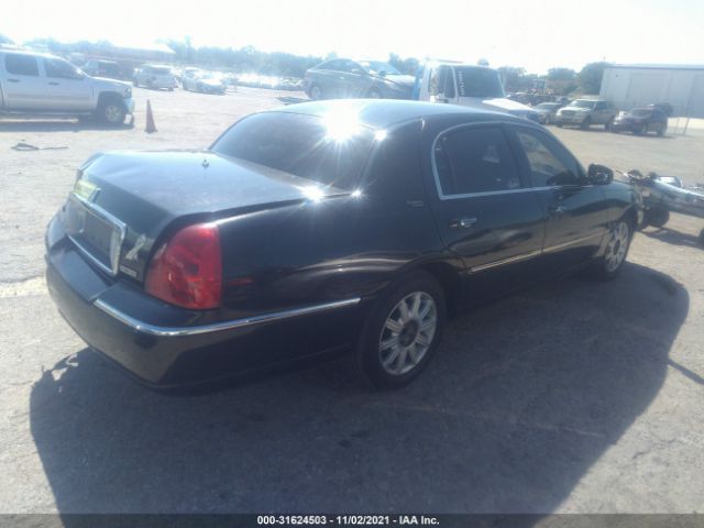 Photo 3 VIN: 2LNBL8CV8BX753359 - LINCOLN TOWN CAR 