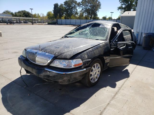 Photo 1 VIN: 2LNBL8CV8BX754320 - LINCOLN TOWN CAR S 