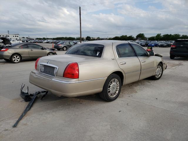 Photo 3 VIN: 2LNBL8CV8BX761252 - LINCOLN TOWN CAR S 