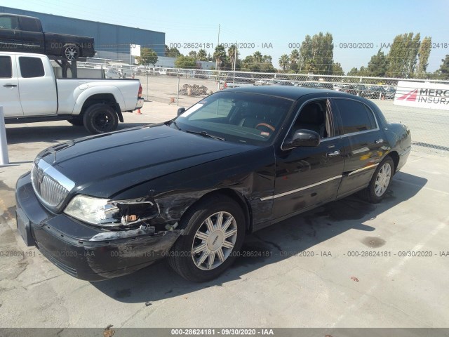 Photo 1 VIN: 2LNBL8CV8BX764281 - LINCOLN TOWN CAR 