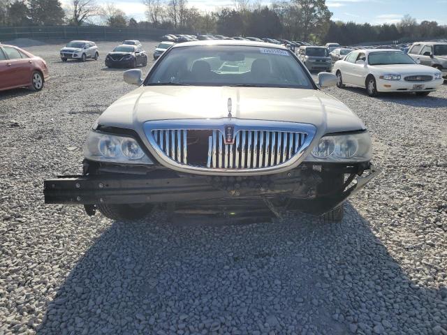 Photo 4 VIN: 2LNBL8CV9AX615702 - LINCOLN TOWN CAR S 