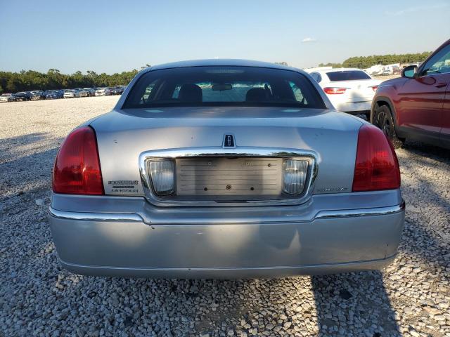 Photo 5 VIN: 2LNBL8CV9AX626599 - LINCOLN TOWNCAR 