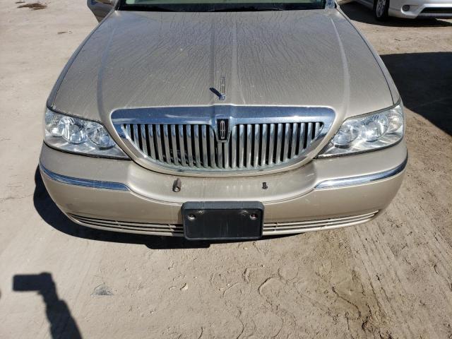 Photo 6 VIN: 2LNBL8CV9AX629485 - LINCOLN TOWN CAR S 