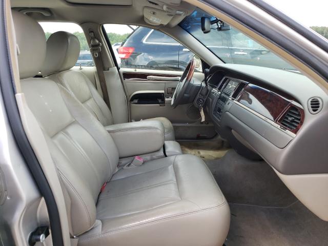 Photo 4 VIN: 2LNBL8CV9BX750499 - LINCOLN TOWN CAR S 