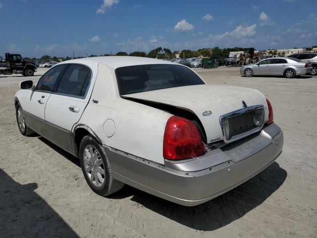 Photo 1 VIN: 2LNBL8CV9BX755296 - LINCOLN TOWN CAR S 