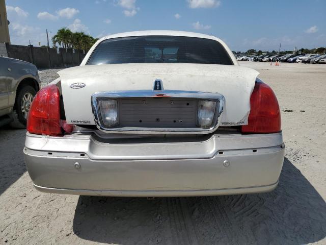 Photo 5 VIN: 2LNBL8CV9BX755296 - LINCOLN TOWN CAR S 