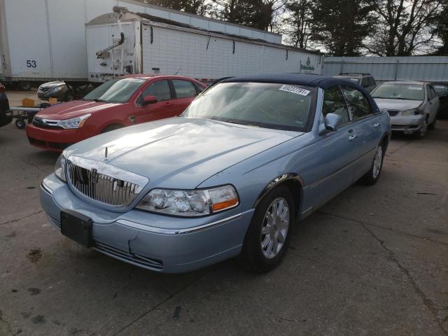 Photo 1 VIN: 2LNBL8CVXAX620651 - LINCOLN TOWN CAR S 