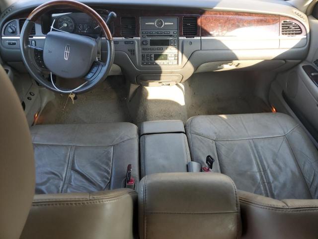 Photo 7 VIN: 2LNBL8CVXBX752486 - LINCOLN TOWN CAR S 