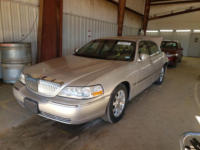 Photo 1 VIN: 2LNBL8CVXBX755579 - LINCOLN TOWN CAR S 