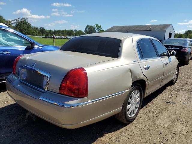 Photo 3 VIN: 2LNBL8CVXBX762645 - LINCOLN TOWN CAR S 