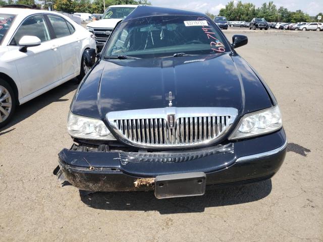 Photo 4 VIN: 2LNBL8CVXBX765867 - LINCOLN TOWN CAR S 