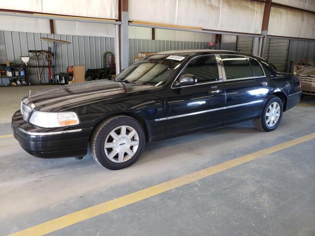 Photo 0 VIN: 2LNBL8EV0AX620932 - LINCOLN TOWN CAR E 