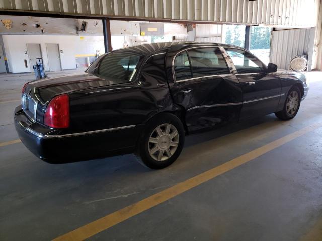 Photo 2 VIN: 2LNBL8EV0AX620932 - LINCOLN TOWN CAR E 