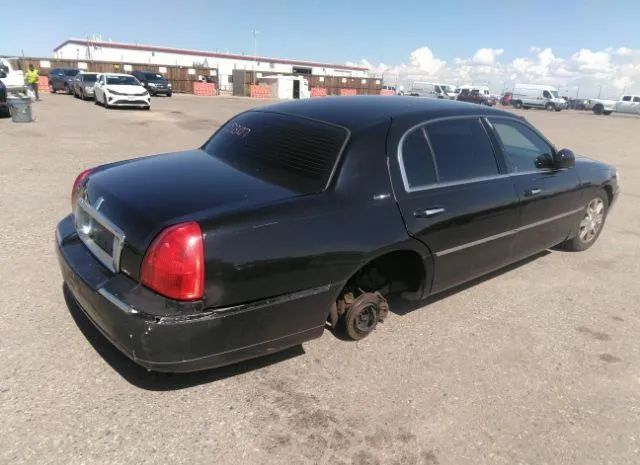 Photo 3 VIN: 2LNBL8EV0BX761923 - LINCOLN TOWN CAR 