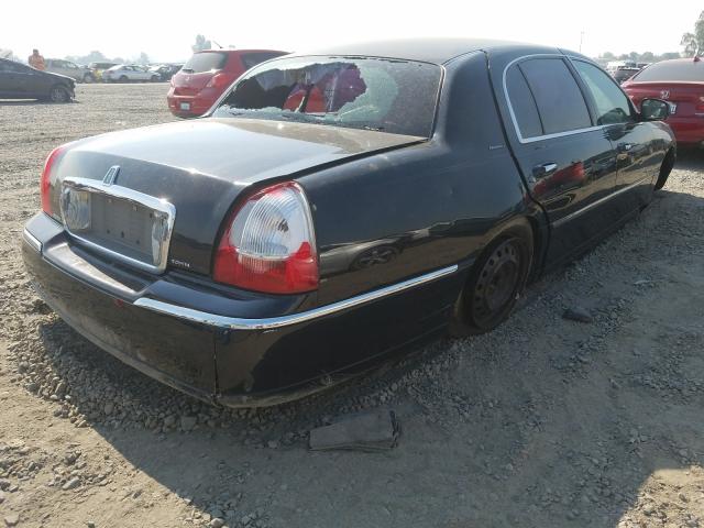 Photo 3 VIN: 2LNBL8EV1BX763180 - LINCOLN TOWN CAR E 