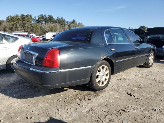 Photo 2 VIN: 2LNBL8EV3BX750253 - LINCOLN TOWNCAR 