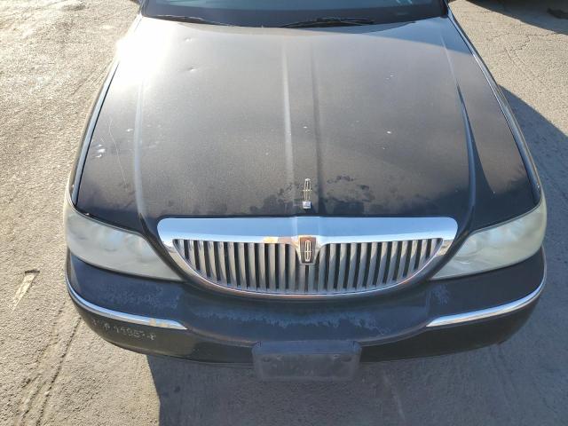 Photo 10 VIN: 2LNBL8EV5AX752102 - LINCOLN TOWN CAR E 