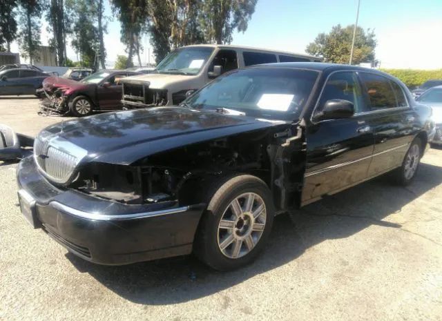 Photo 1 VIN: 2LNBL8EV6BX757505 - LINCOLN TOWN CAR 