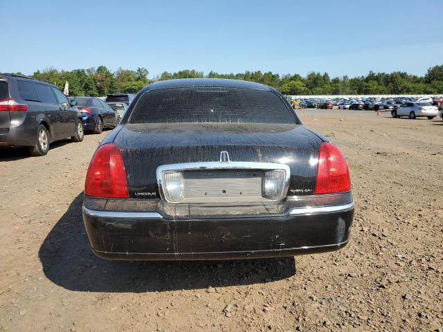 Photo 5 VIN: 2LNBL8EV6BX761893 - LINCOLN TOWN CAR E 