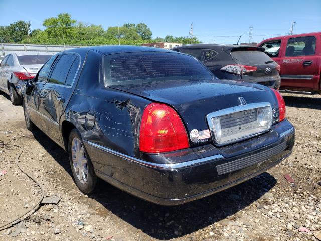 Photo 2 VIN: 2LNBL8EV6BX765538 - LINCOLN TOWN CAR E 