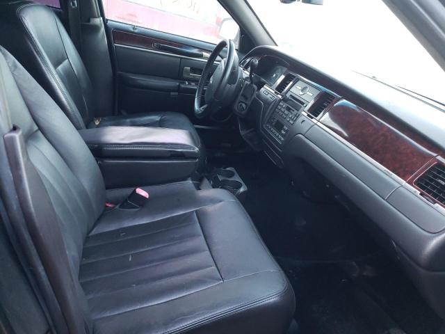 Photo 4 VIN: 2LNBL8EV7BX753219 - LINCOLN TOWN CAR E 