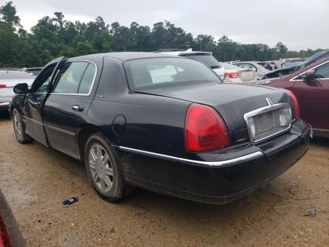 Photo 2 VIN: 2LNBL8EV7BX762292 - LINCOLN TOWN CAR E 