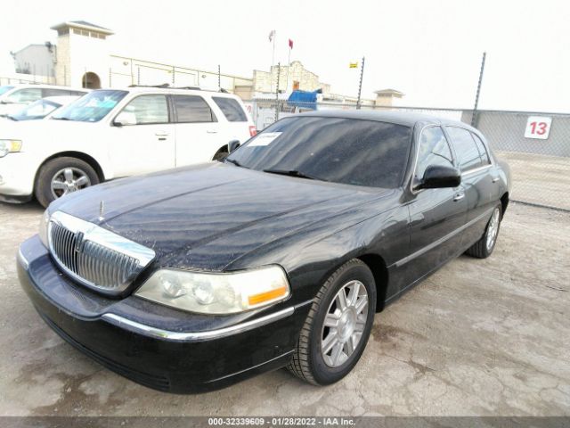 Photo 1 VIN: 2LNBL8EV8BX753455 - LINCOLN TOWN CAR 