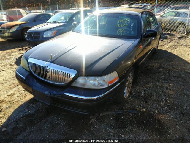 Photo 5 VIN: 2LNBL8EV8BX754704 - LINCOLN TOWN CAR 