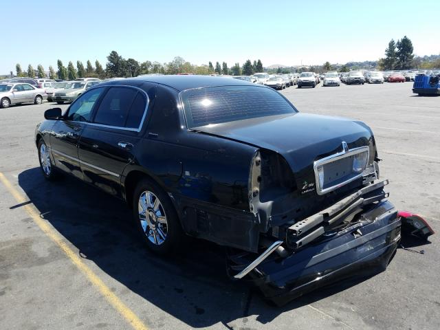 Photo 2 VIN: 2LNBL8EV9BX756509 - LINCOLN TOWN CAR E 