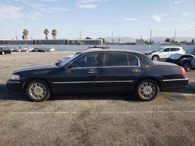 Photo 8 VIN: 2LNBL8FV1BX765817 - LINCOLN TOWN CAR S 